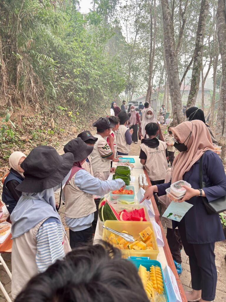 Market Day Sekolah Alam Al-Tamar Ajarkan Anak Kelola Usaha Sejak Dini