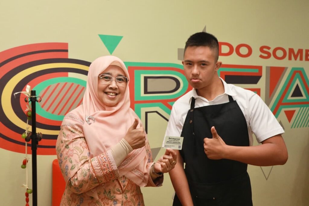 Kemnaker Dorong Kemandirian Penyandang Disabilitas lewat Pelatihan Jus Sehat