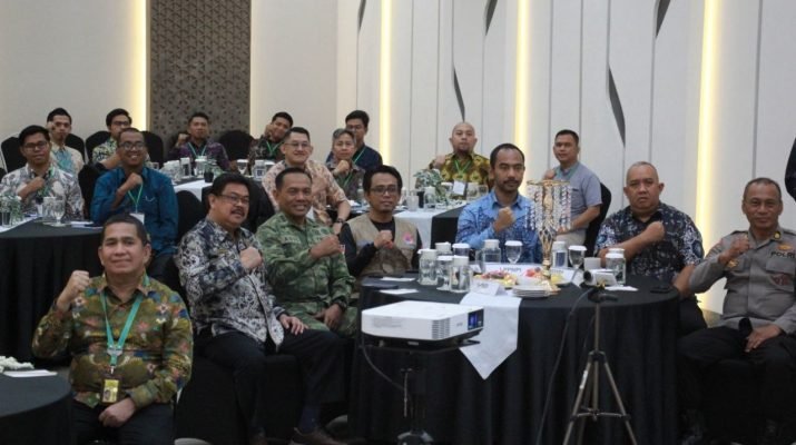 Diskominfo Kalsel Perkuat Penyebaran Informasi Meteorologi untuk Keselamatan Penerbangan